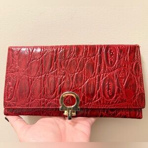 *Rare* Salvatore Ferragamo - Long Wallet